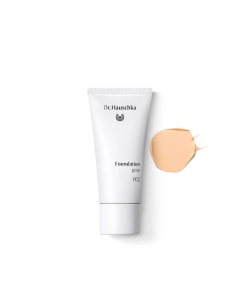 Dr. Hauschka Foundation Pine 002 30ml