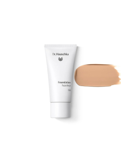 Dr. Hauschka Foundation Hazelnut 04 30ml