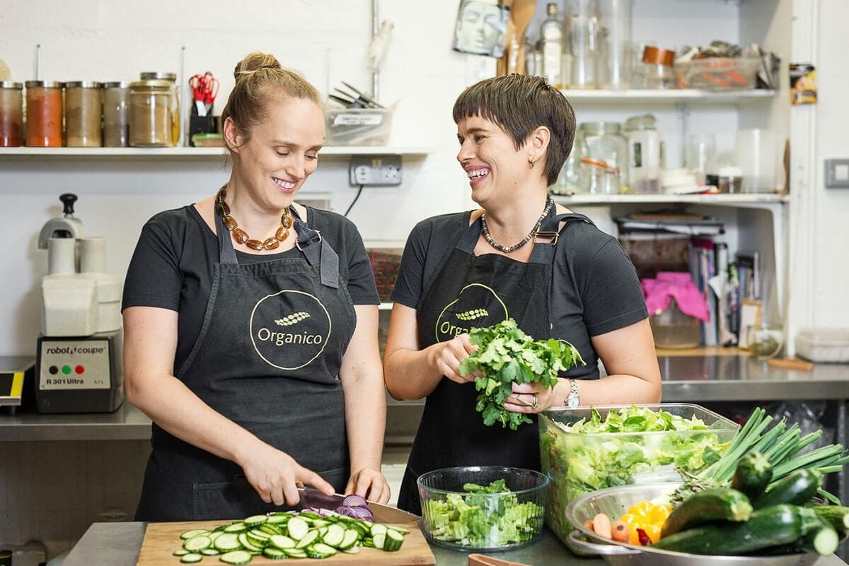 Hannah &amp; Rachel Dare - Organico Health Food Shop