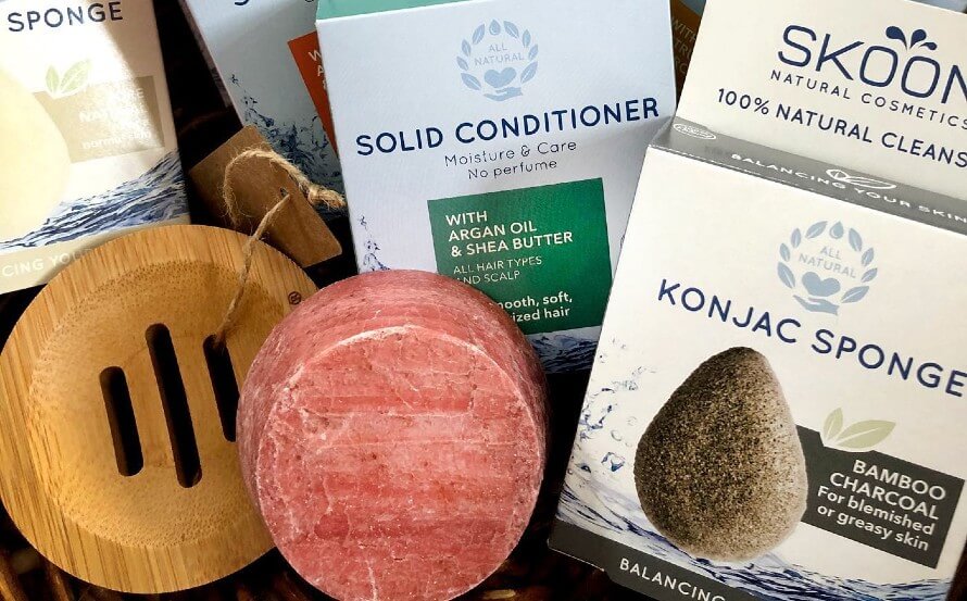 Selection of products from Skoon including the box containing their konjac sponge. 