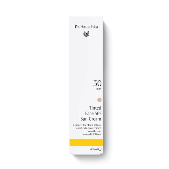 Dr Hauschka tinted face sun cream 